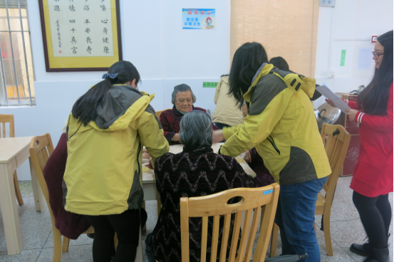 【凤岗油甘埔】“迎新春，送温暖”油甘埔社区长者寒潮关怀活动