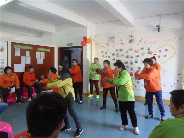 【全康项目】“乐奖嗨FUN，欢聚元旦”长安康就迎元旦文艺演出暨第四季度学员奖励计划颁奖典礼