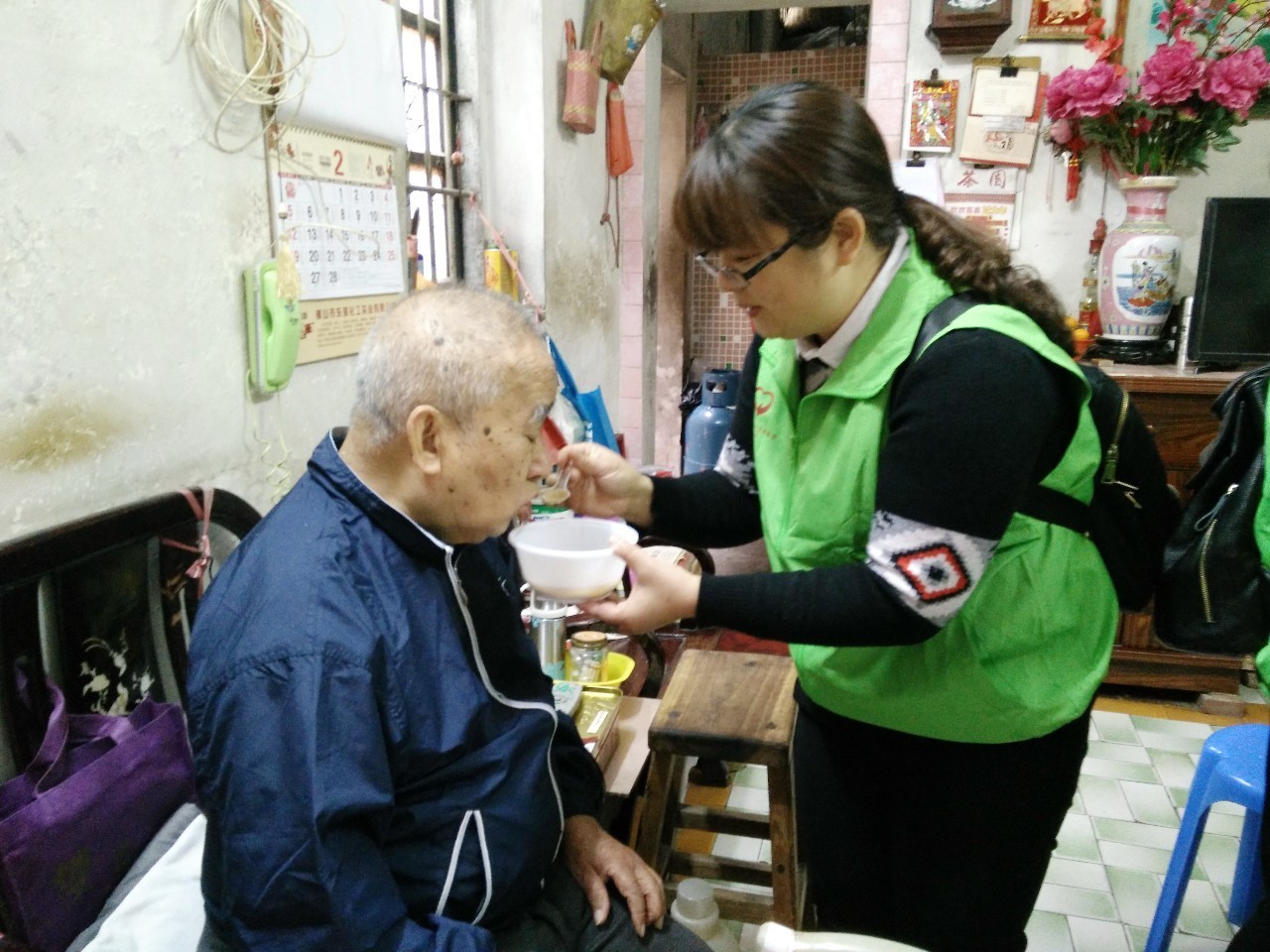 【团委】欢度元宵送祝福