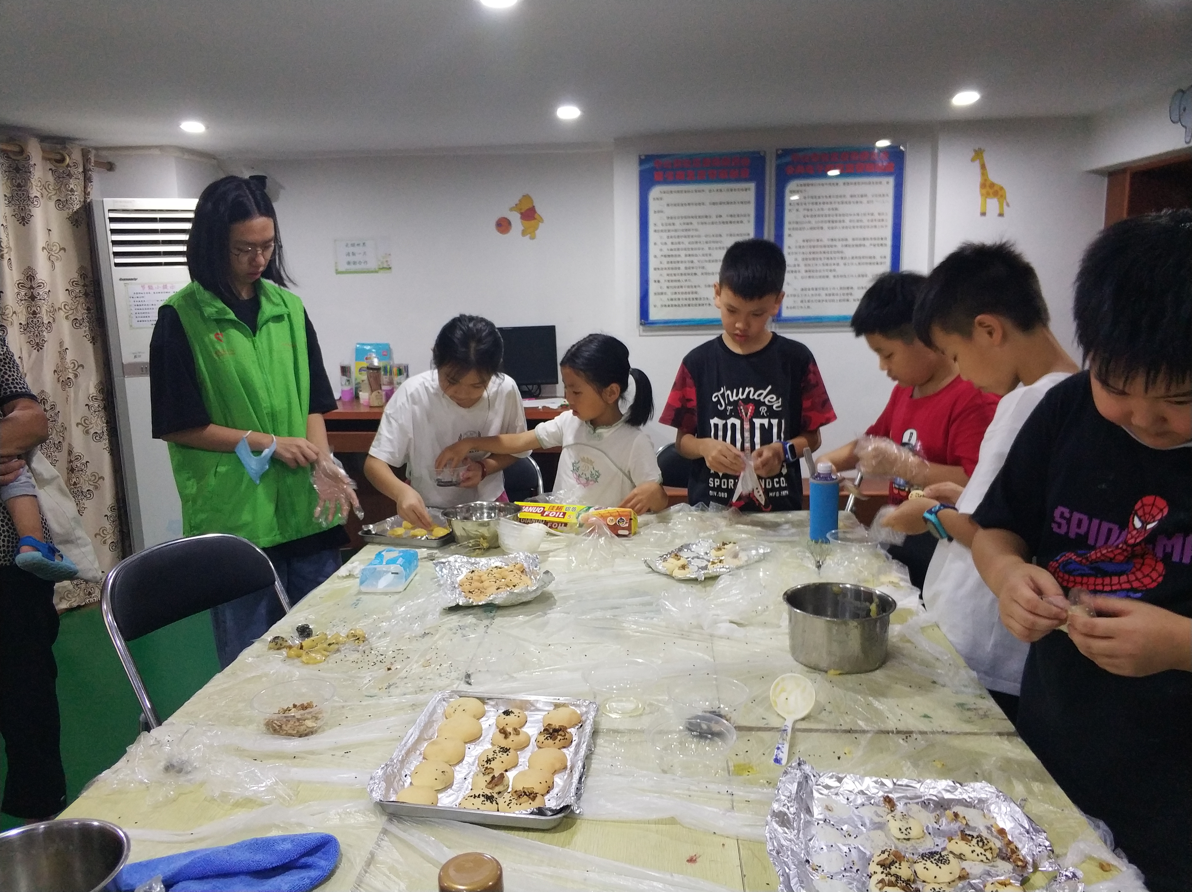健康美食，青少年的传统与新颖美食制作学习班