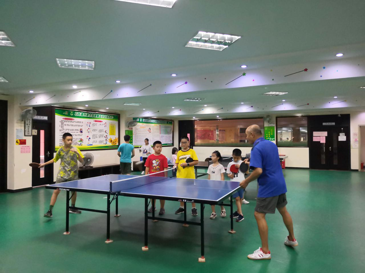 【家家有爱】乒乓球夏令营学习小组